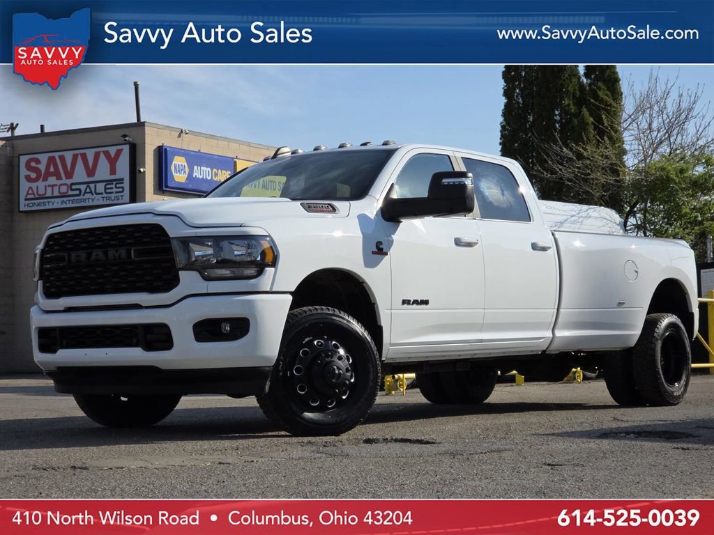 Used 2024 RAM 3500 Big Horn w/ Night Edition AWD/4WD image 1