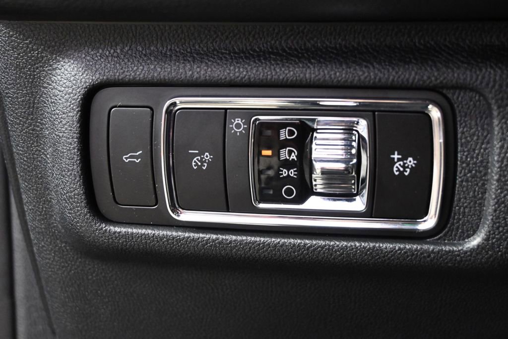 New 2026 Lincoln Corsair Reserve w/ Jet Appearance Package AWD/4WD image 24