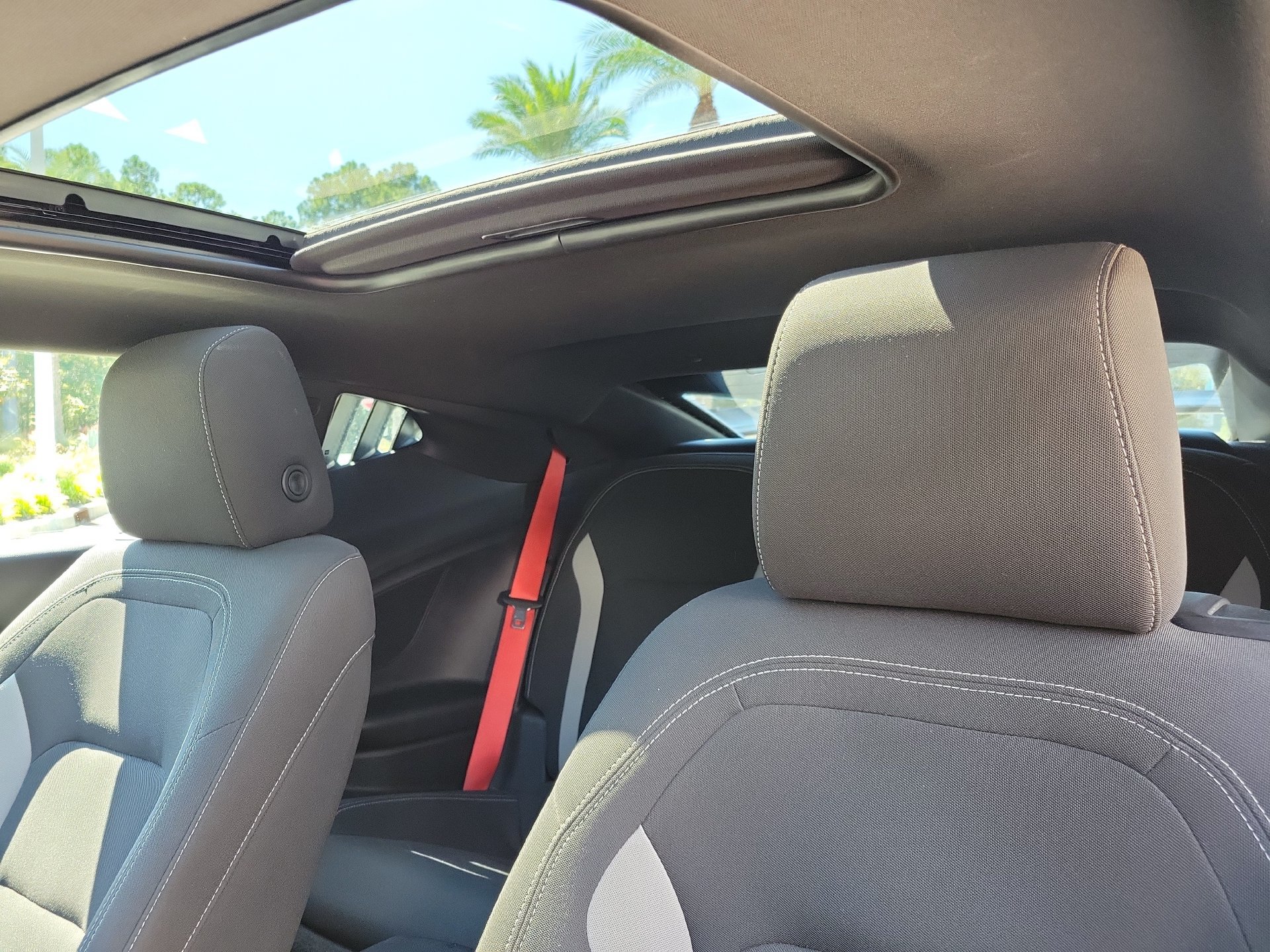 Used 2022 Chevrolet Camaro LT w/ Redline Edition RWD image 19