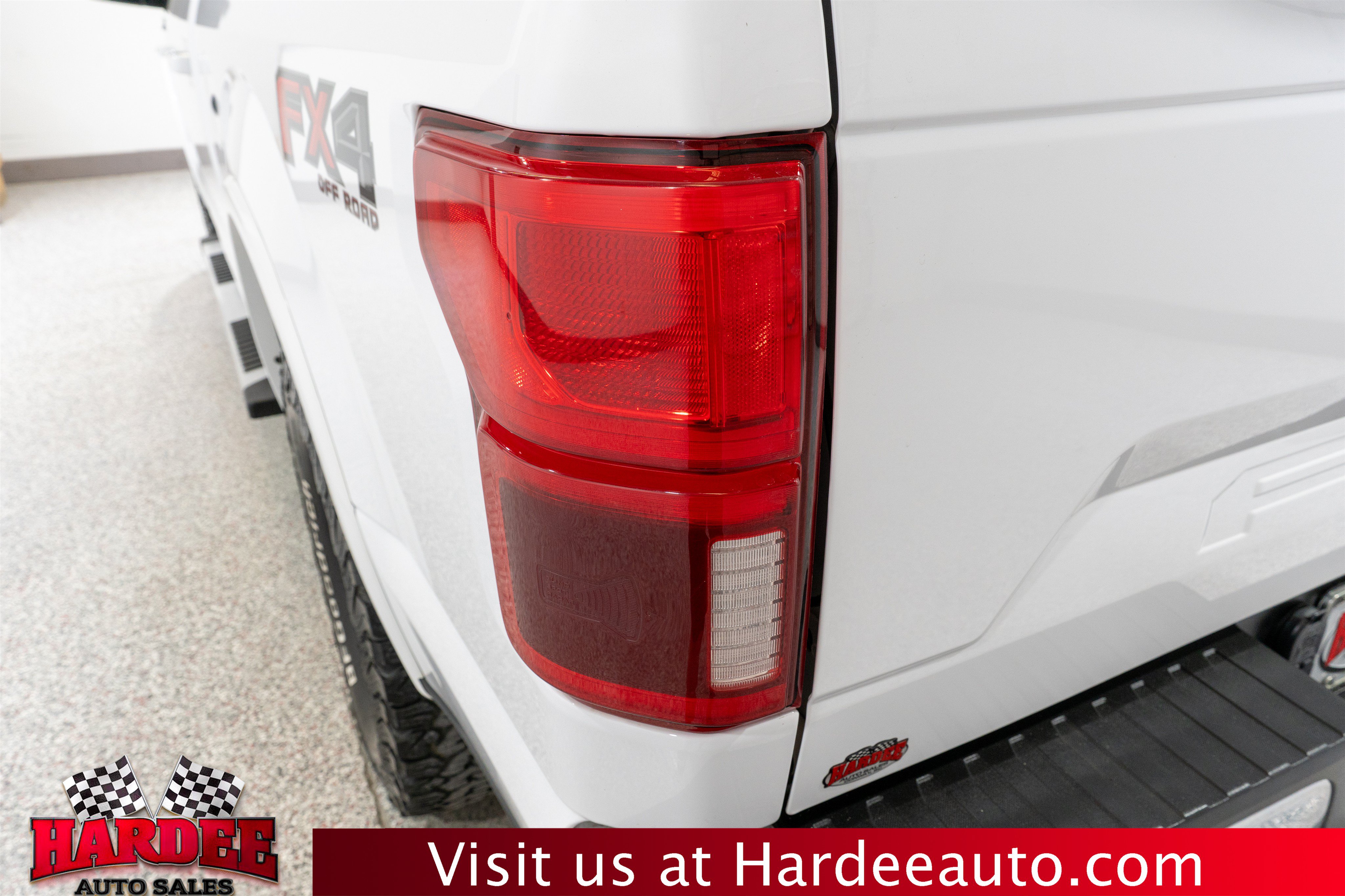 Used 2020 Ford F150 Lariat w/ Equipment Group 501A Mid AWD/4WD image 9