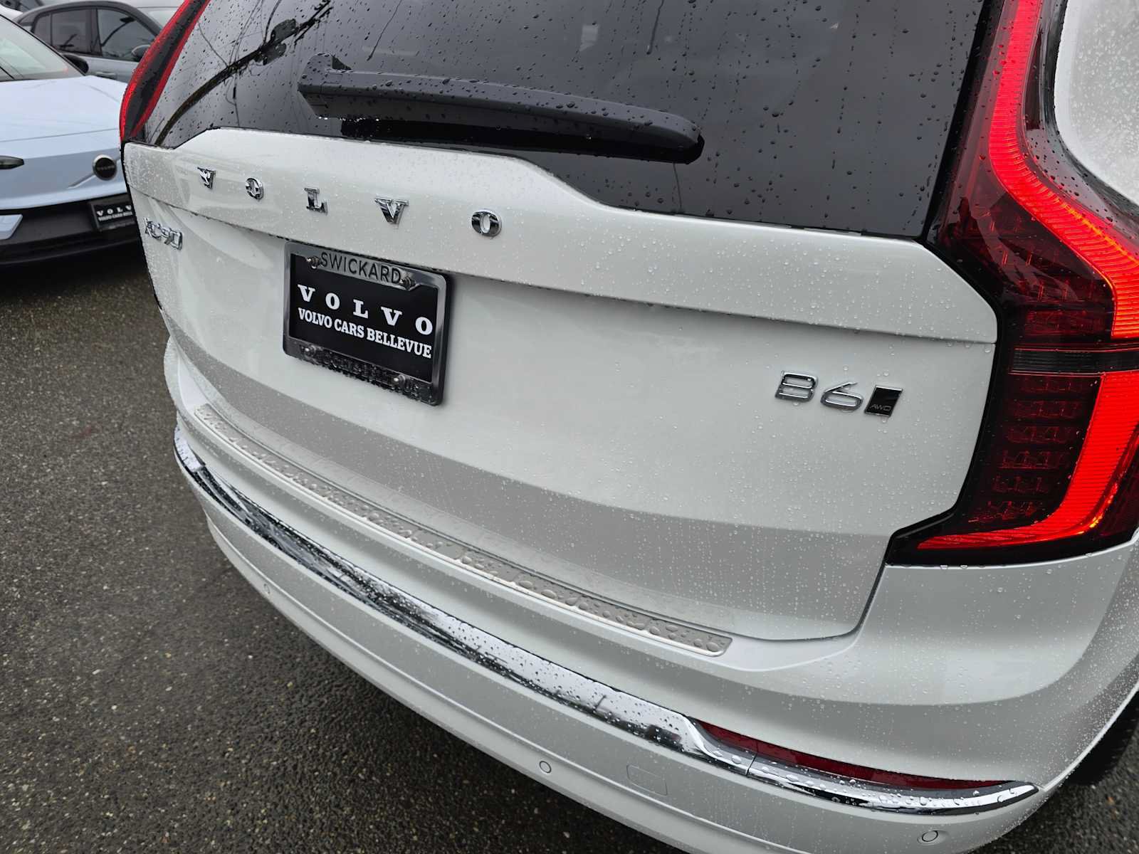 New 2026 Volvo XC90 B6 Plus w/ Protection Package Premier AWD/4WD image 15