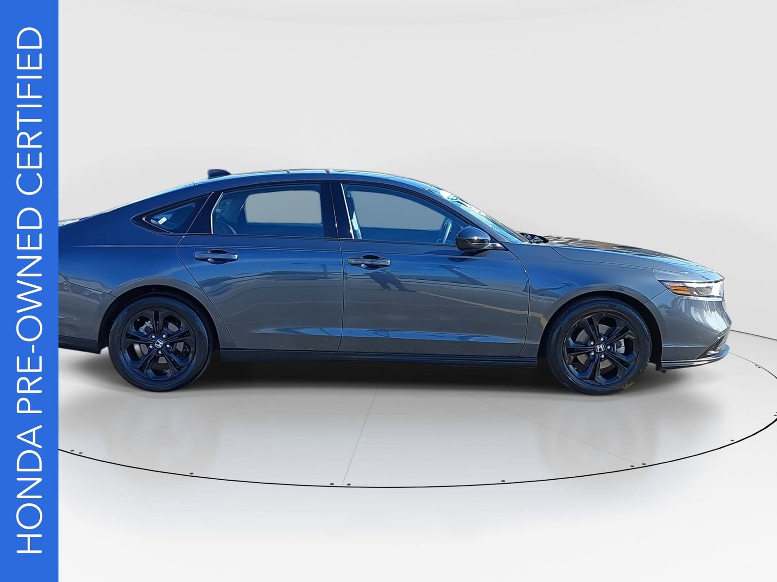 Used 2025 Honda Accord SE image 4