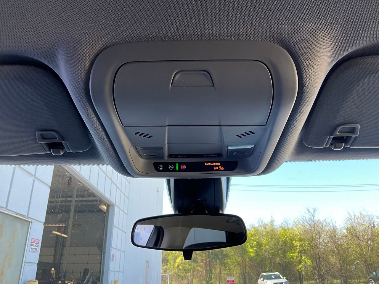 Used 2025 Chevrolet Blazer LT image 16