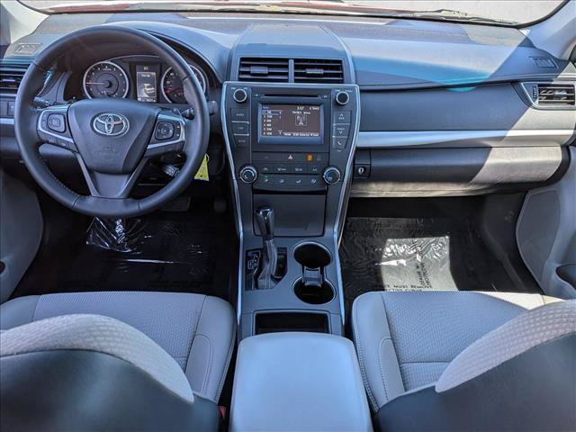 Used 2016 Toyota Camry SE FWD image 16