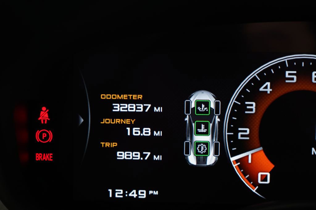 Used 2017 McLaren 570S Coupe RWD image 28