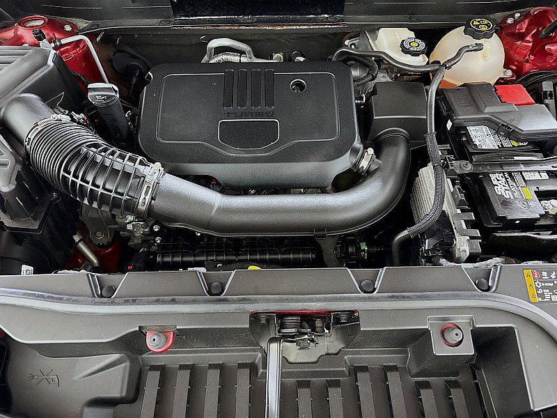 Used 2023 GMC Acadia SLT image 31