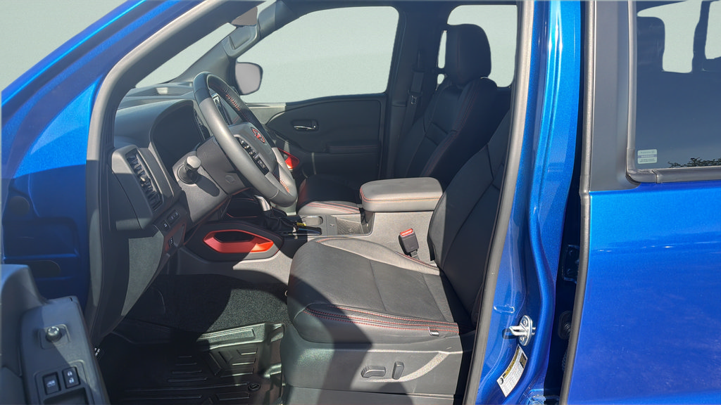 Used 2024 Nissan Frontier PRO-4X w/ Pro Convenience Package AWD/4WD image 33