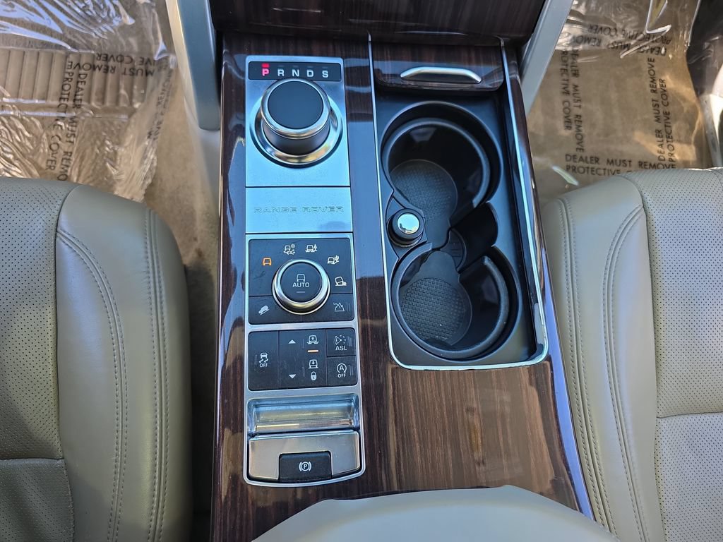 Used 2014 Land Rover Range Rover HSE AWD/4WD image 28