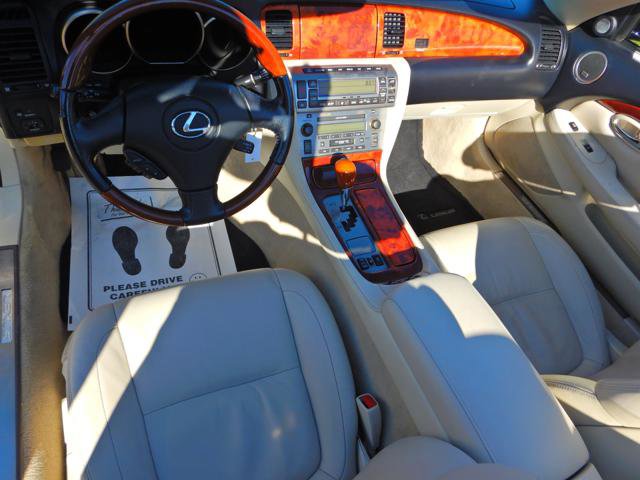 Used 2009 Lexus SC 430 Convertible image 28