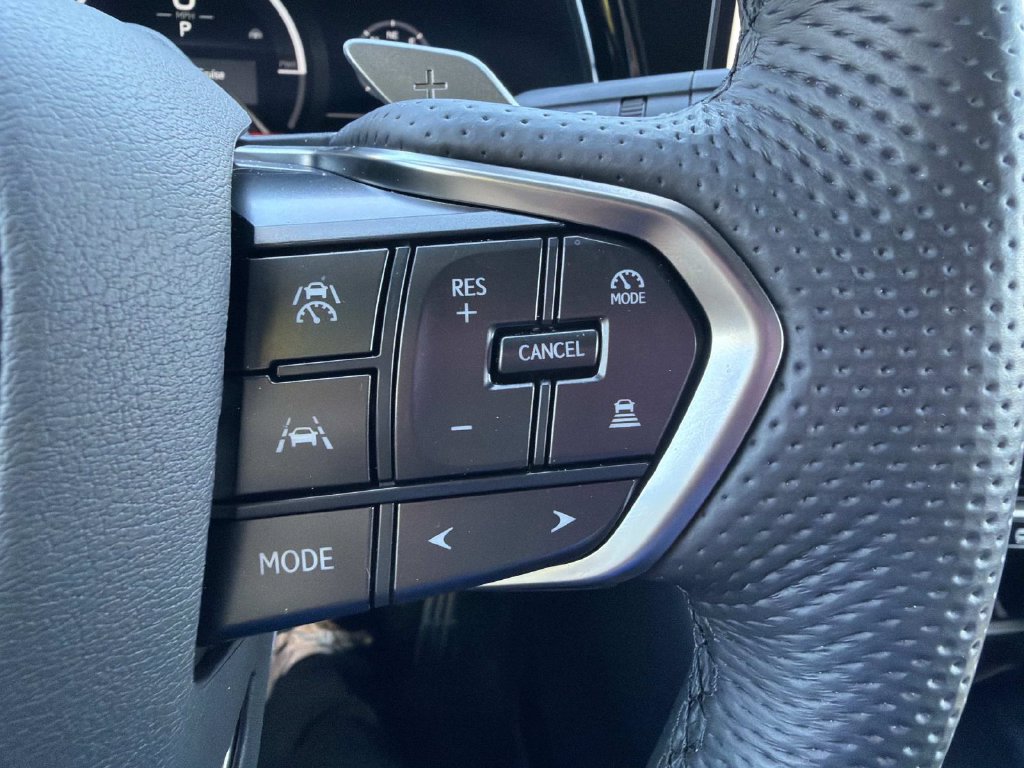 Used 2025 Lexus TX 500h AWD w/ Technology Package image 27