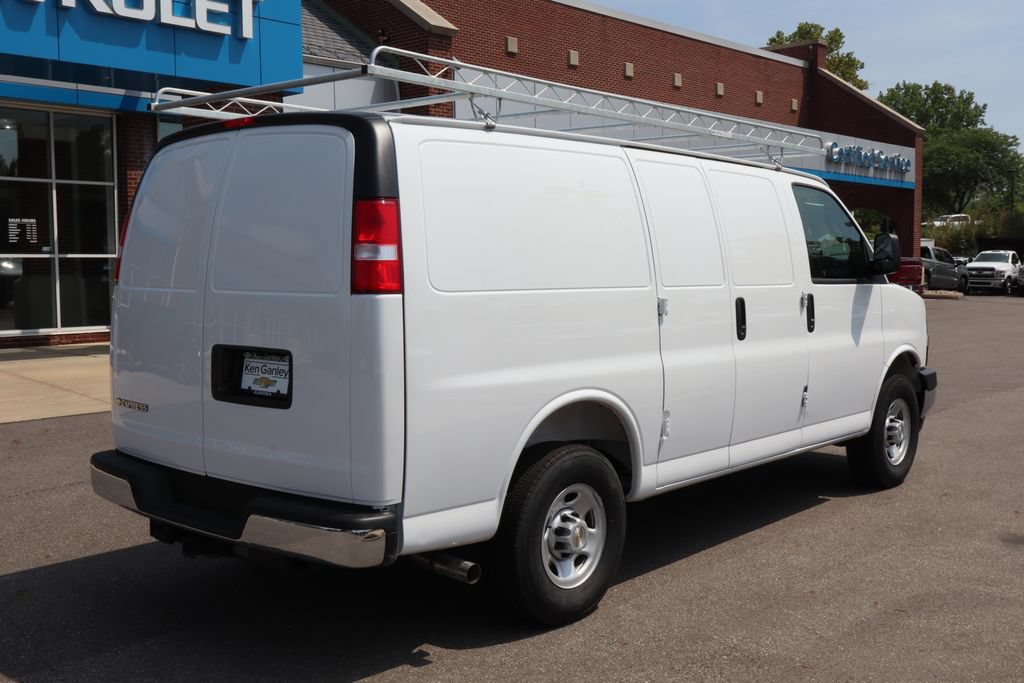 New 2025 Chevrolet Express 2500 w/ Driver Convenience Package RWD image 28