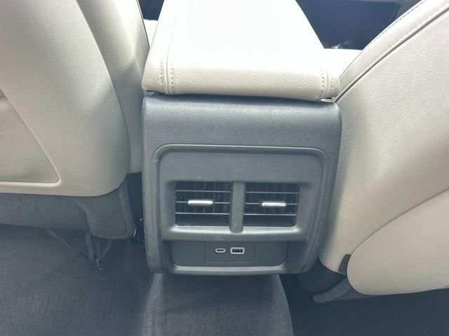 Certified 2022 Cadillac XT4 Luxury w/ Driver Awareness Package FWD image 19