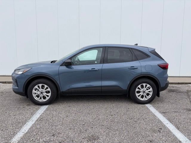 New 2026 Ford Escape Active w/ Cold Weather Package AWD/4WD image 2