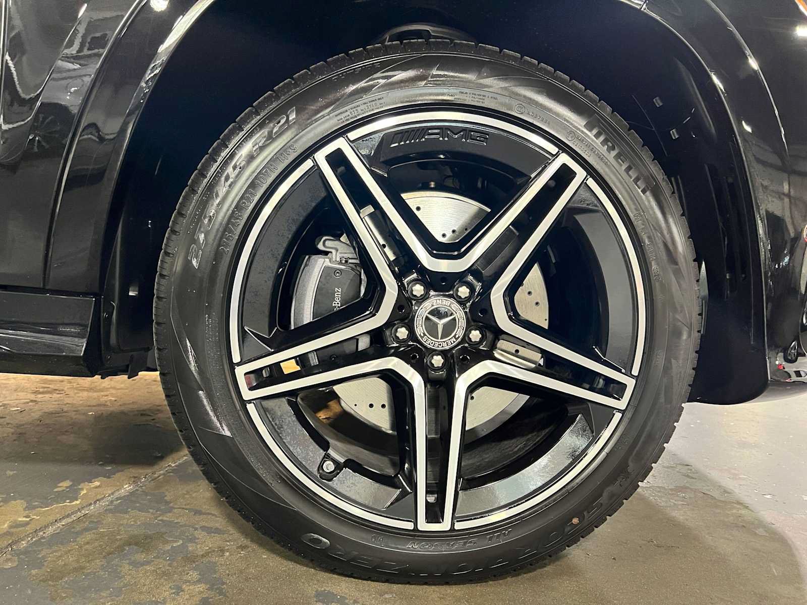 New 2026 Mercedes-Benz GLS 450 4MATIC image 9