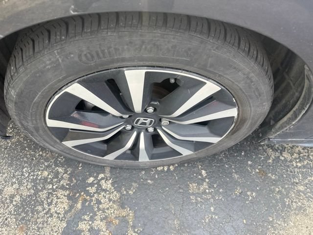 Used 2024 Honda Civic EX-L image 12