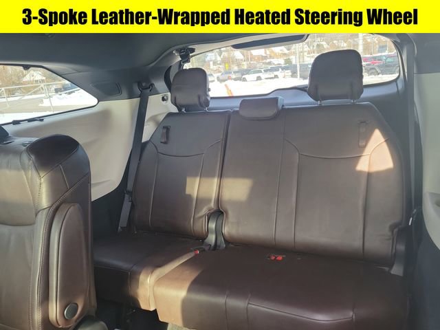 Used 2021 Toyota Sienna Platinum image 26