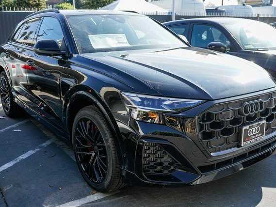 New 2026 Audi SQ8 Premium Plus image 5