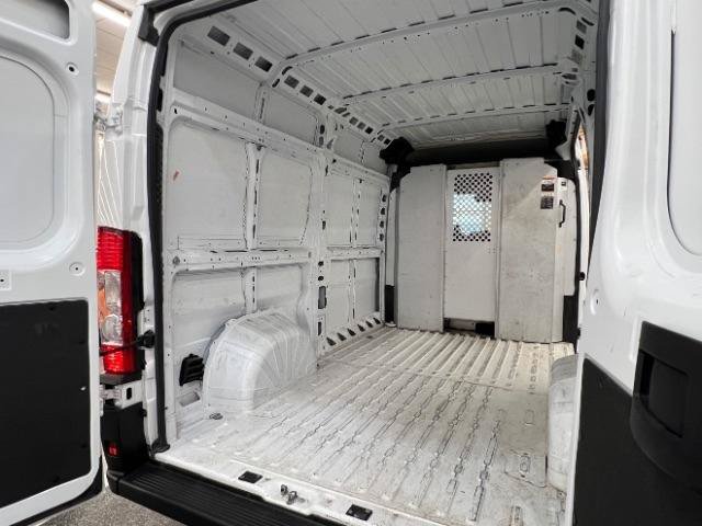 Used 2023 RAM ProMaster 2500 w/ Convenience Group FWD image 30