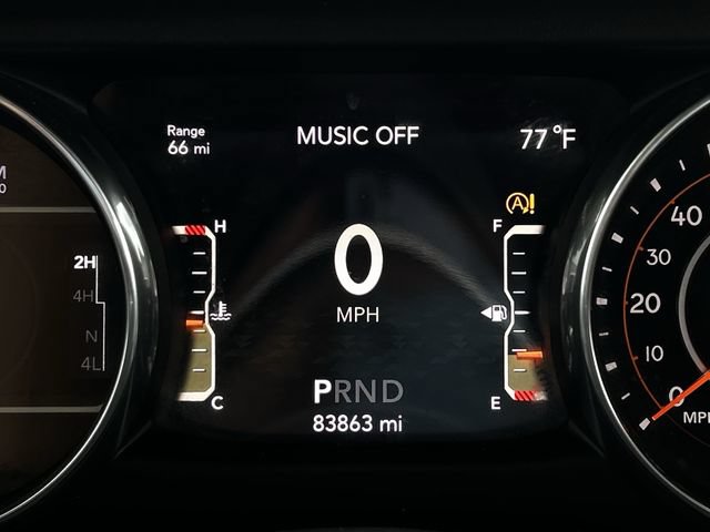 Used 2018 Jeep Wrangler Unlimited Sahara AWD/4WD image 15