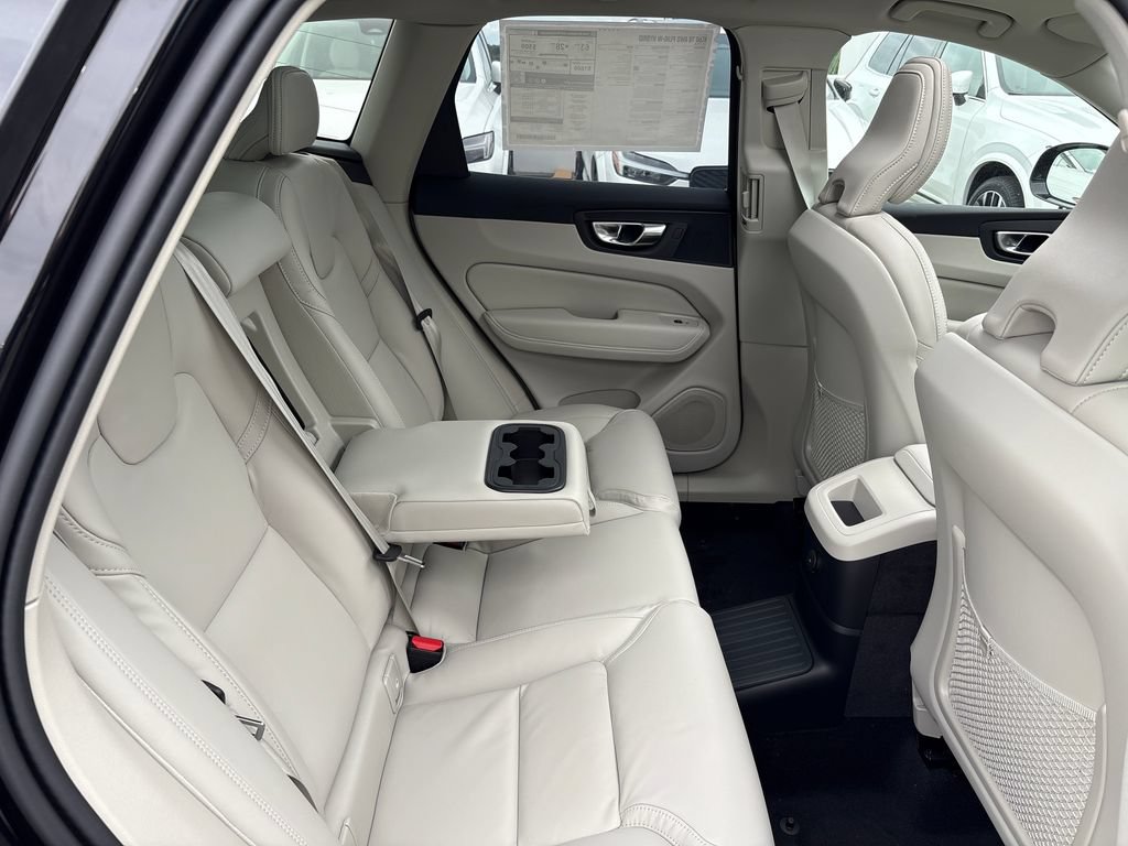 New 2026 Volvo XC60 T8 Ultra AWD/4WD image 18