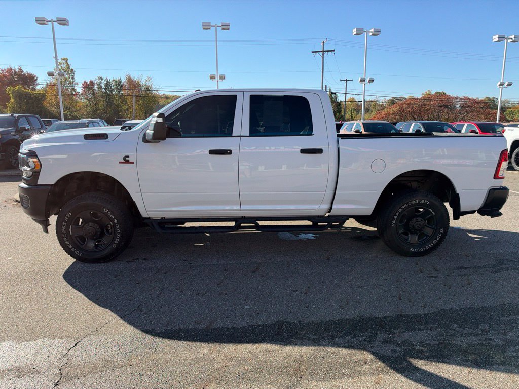 Used 2024 RAM 3500 Tradesman AWD/4WD image 29
