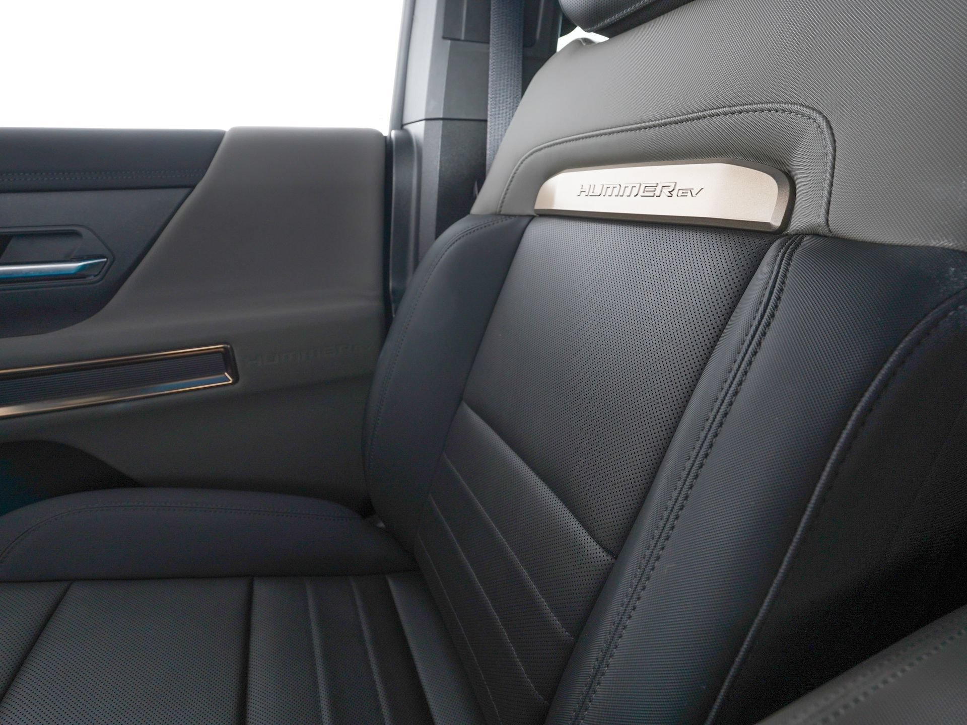 Used 2024 GMC Hummer EV 3X AWD/4WD image 29