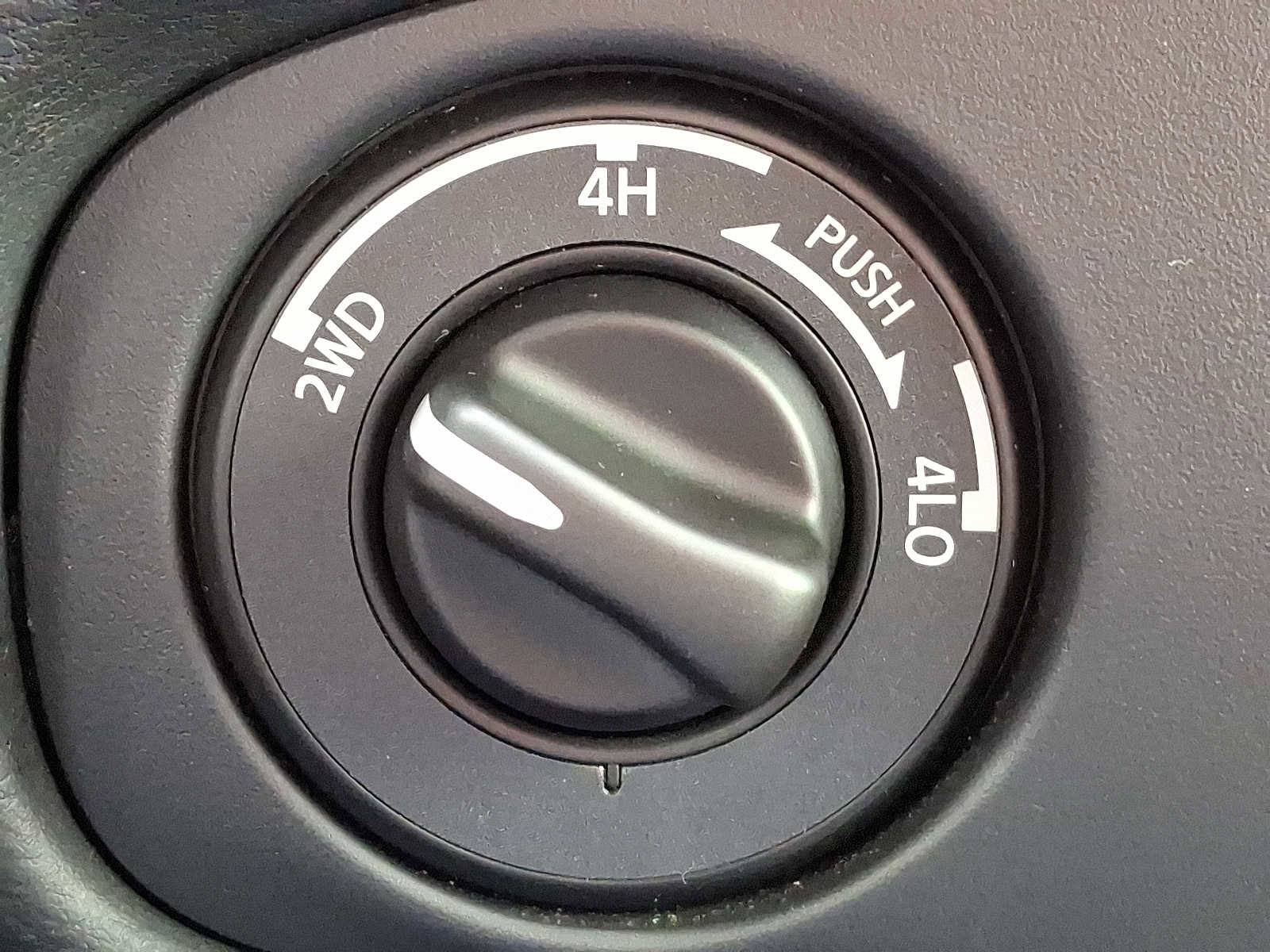 Used 2023 Nissan Frontier PRO-4X w/ Pro Convenience Package image 28