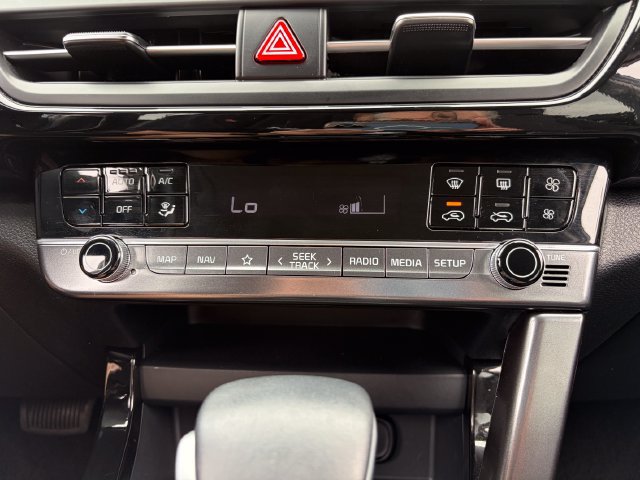 Certified 2025 Kia Seltos S FWD image 33