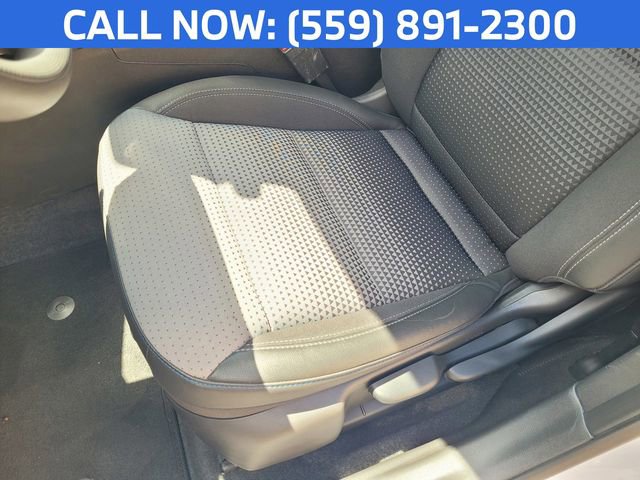 Used 2025 Chevrolet Trax LT FWD image 11
