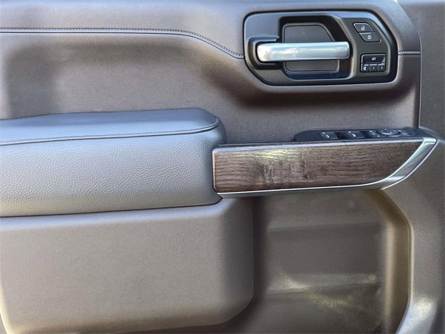 Used 2021 GMC Sierra 2500 Denali w/ Denali Ultimate Package image 13