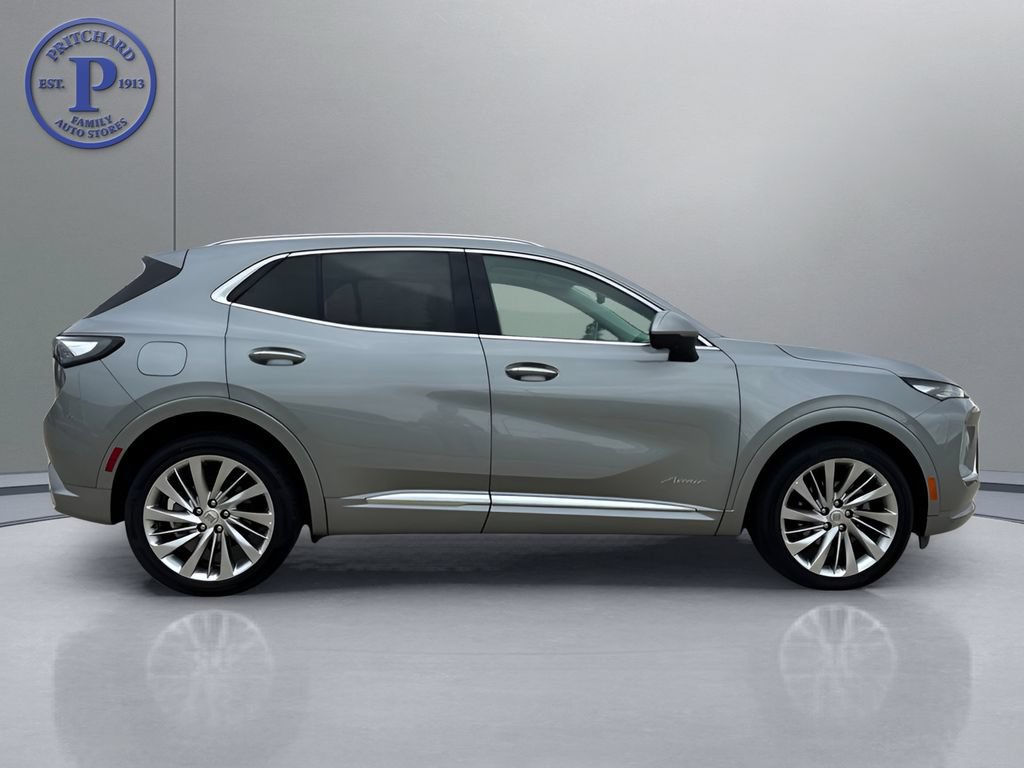 Used 2024 Buick Envision Avenir AWD/4WD image 8