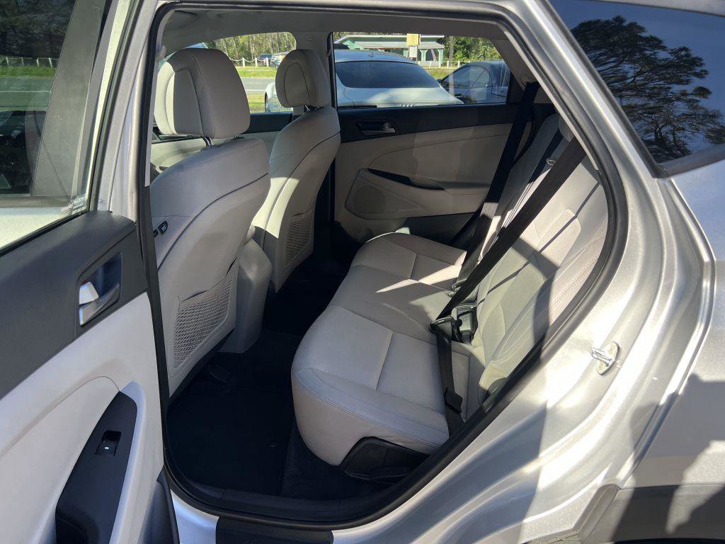 Used 2017 Hyundai Tucson SE image 9