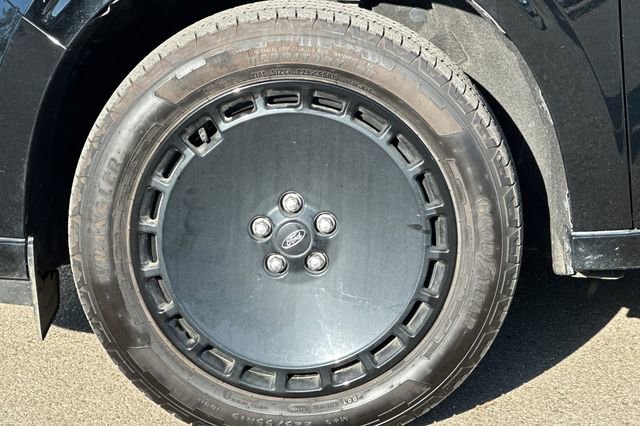 Used 2025 Ford Maverick Lobo AWD/4WD image 28