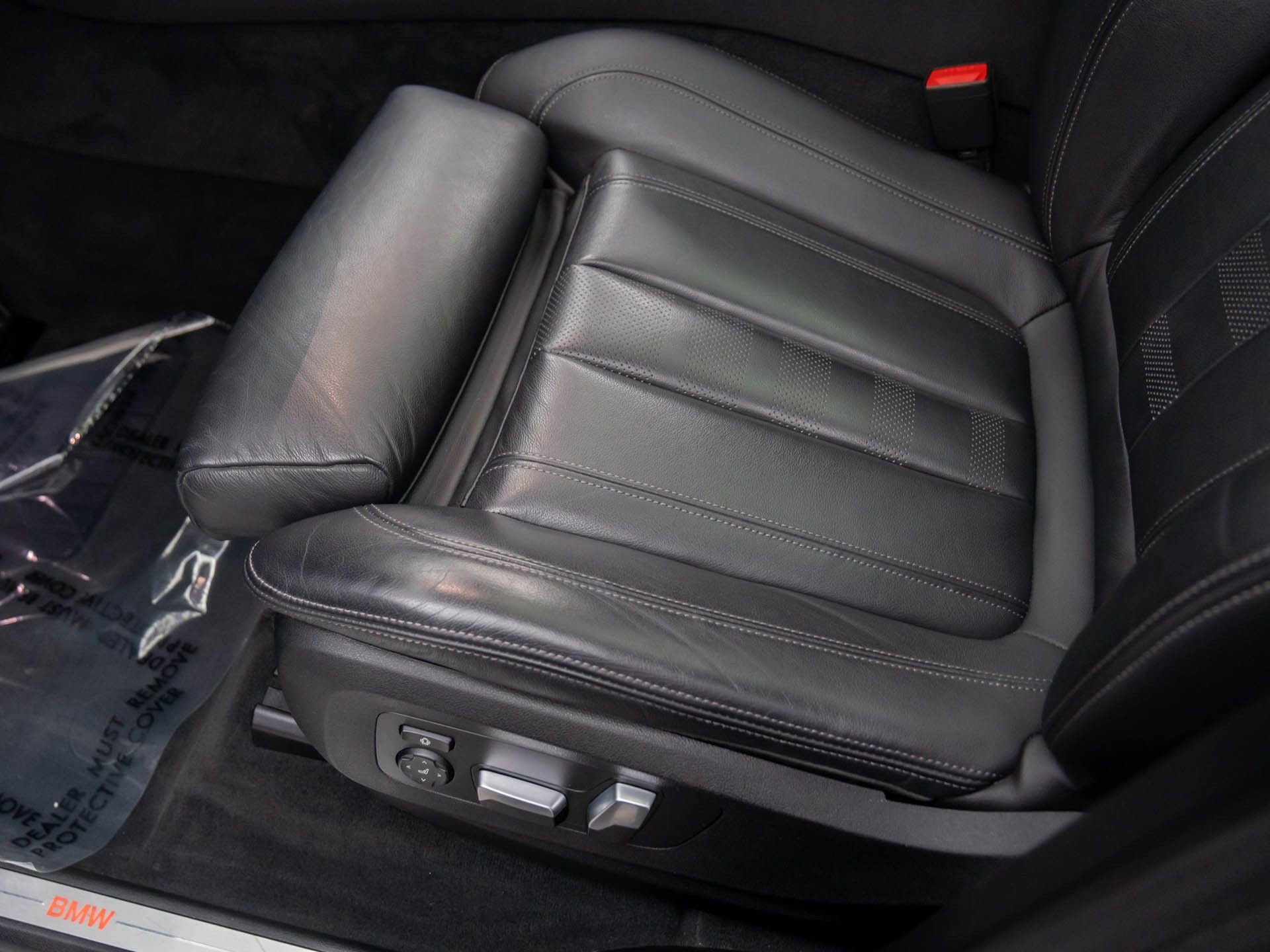 Used 2021 BMW X5 xDrive40i w/ Premium Package image 14