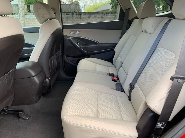 Used 2018 Hyundai Santa Fe SE AWD/4WD image 13