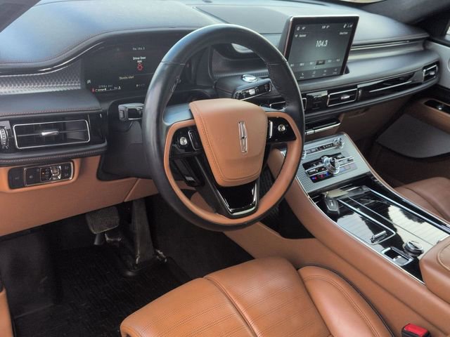 Used 2023 Lincoln Aviator Black Label w/ Dynamic Handling Package image 11