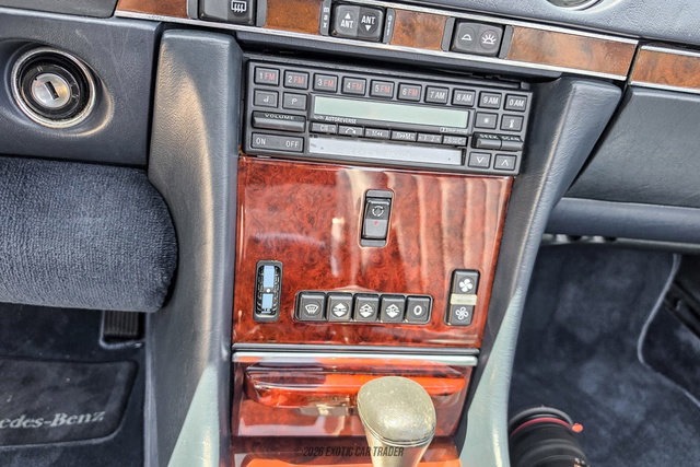 Used 1988 Mercedes-Benz 560 SL image 44