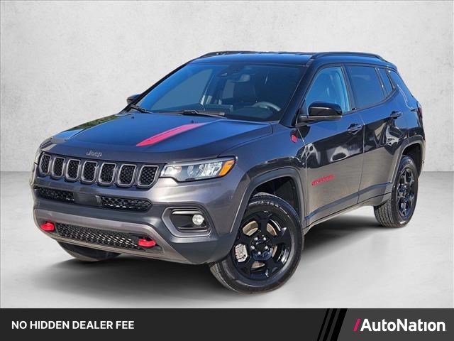 Used 2024 Jeep Compass Trailhawk AWD/4WD image 1