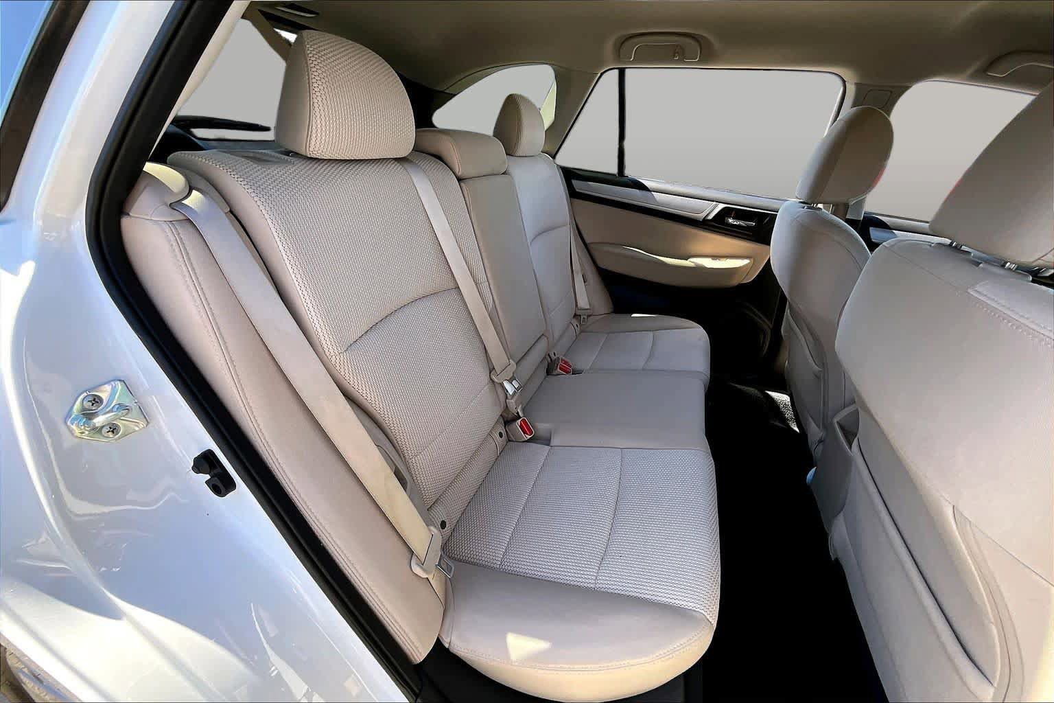 Used 2015 Subaru Outback 2.5i Premium AWD/4WD image 19