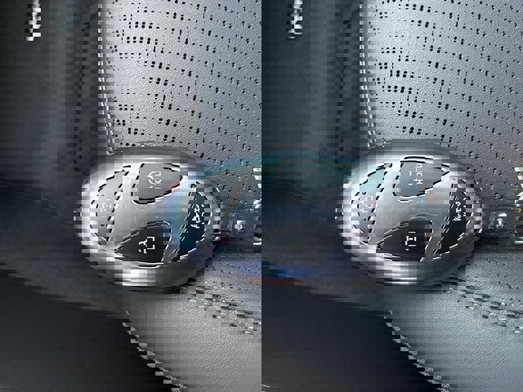 New 2026 Hyundai Kona Limited image 34