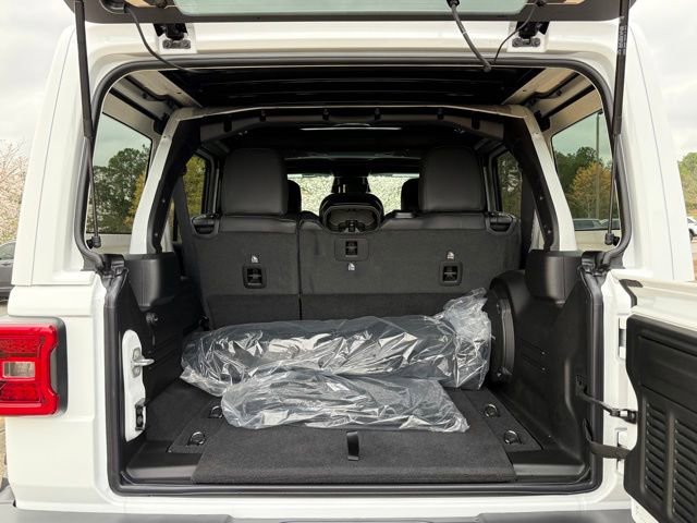 New 2026 Jeep Wrangler Sahara image 30