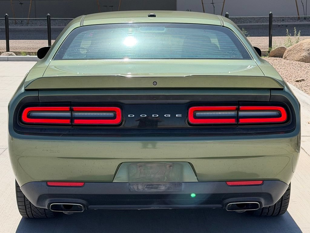 Used 2018 Dodge Challenger SXT RWD image 5