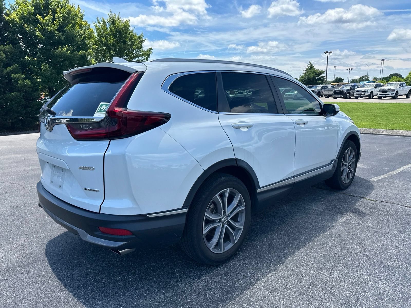 Used 2022 Honda CR-V Touring image 3