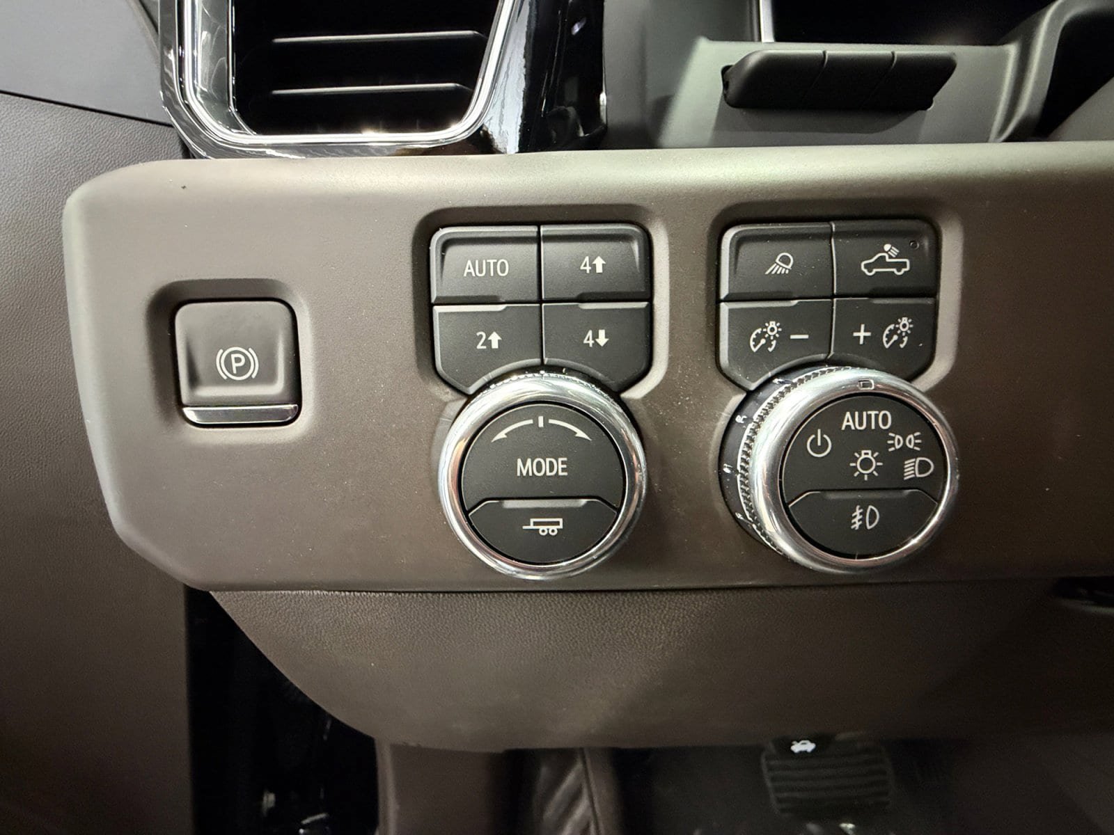 New 2026 GMC Sierra 1500 Denali w/ Denali Reserve Package AWD/4WD image 25