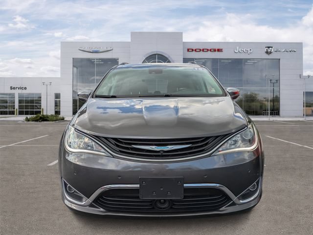 Used 2018 Chrysler Pacifica Limited w/ Advanced Safetytec Group FWD image 5