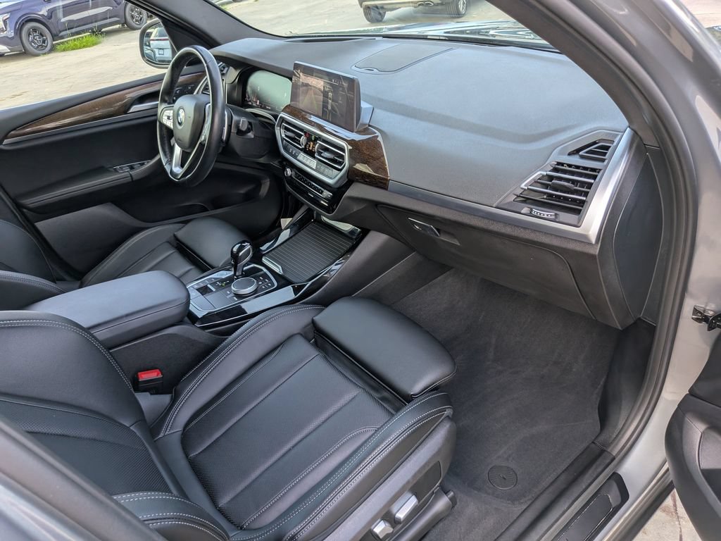 Used 2023 BMW X3 xDrive30i w/ Convenience Package AWD/4WD image 14