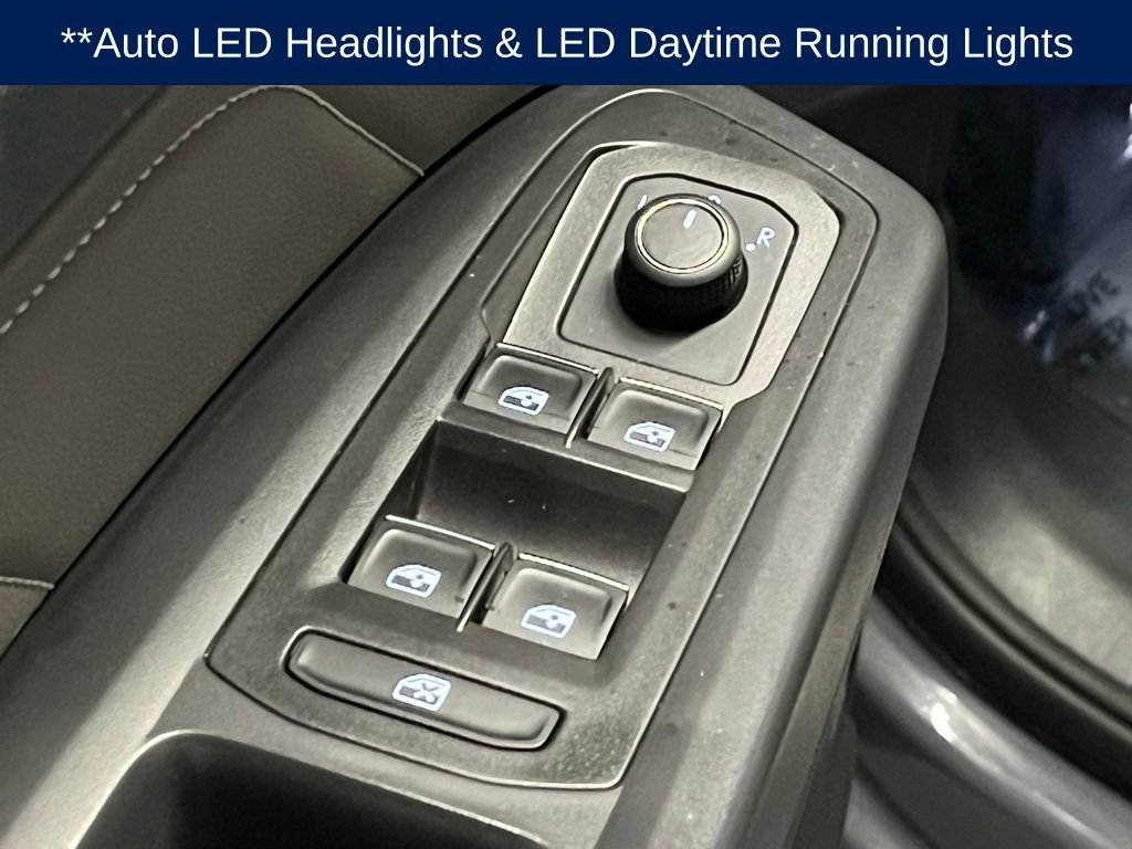 Used 2022 Volkswagen Atlas Cross Sport SE w/ Panoramic Sunroof Package image 18