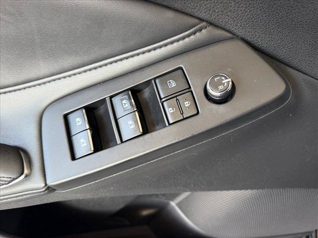 Used 2019 Toyota Avalon XLE w/ Moonroof Package FWD image 15
