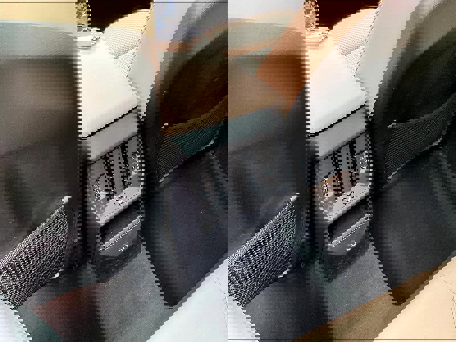 Used 2025 BMW X3 xDrive30i w/ Convenience Package image 36