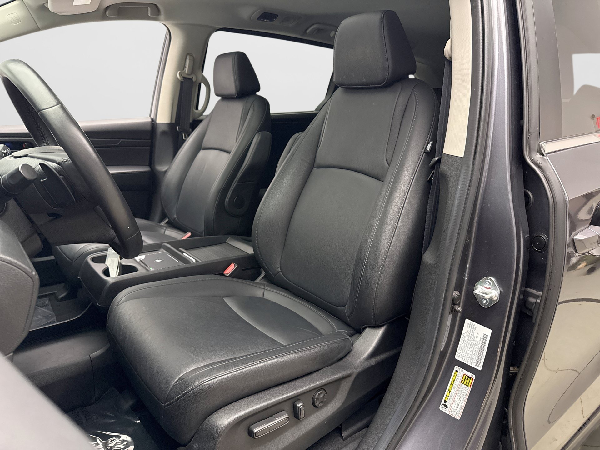 Used 2025 Honda Odyssey EX-L image 11